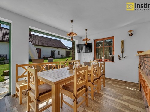 Prodaný dům 333 m², pozemek 4077 m²
