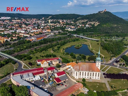 Prodaná vila 904 m², pozemek 1813 m²
