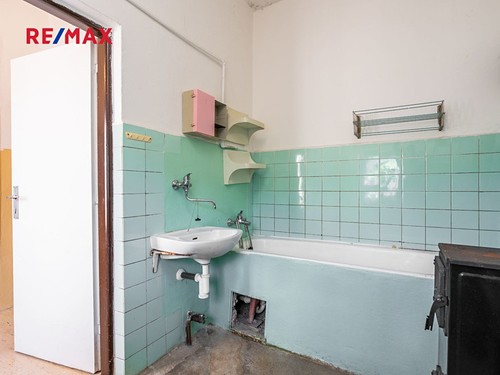 Prodaný dům 100 m², pozemek 425 m²