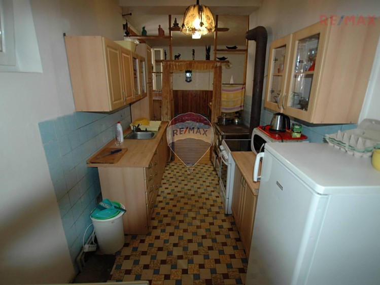 Prodaný dům 200 m², pozemek 4000 m²