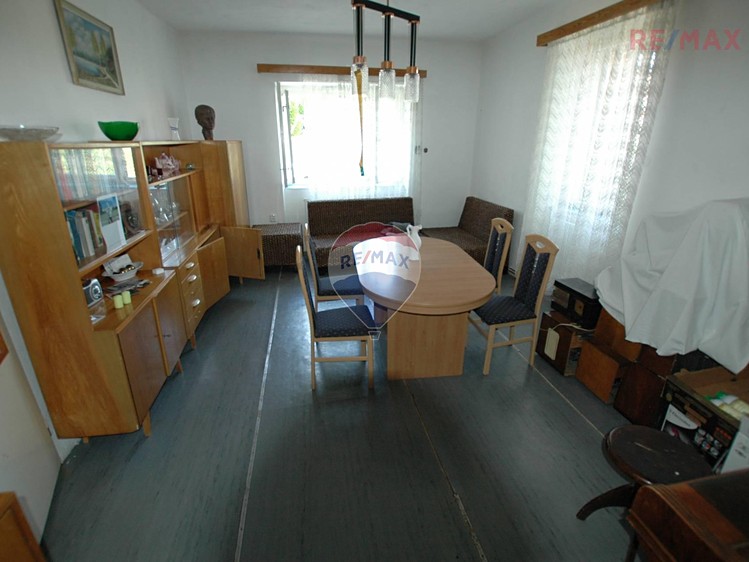 Prodaný dům 200 m², pozemek 4000 m²