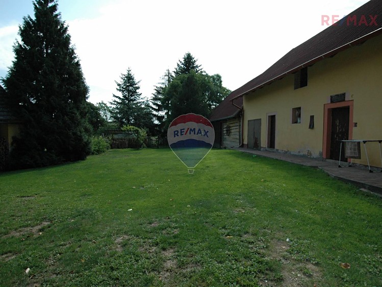 Prodaný dům 200 m², pozemek 4000 m²