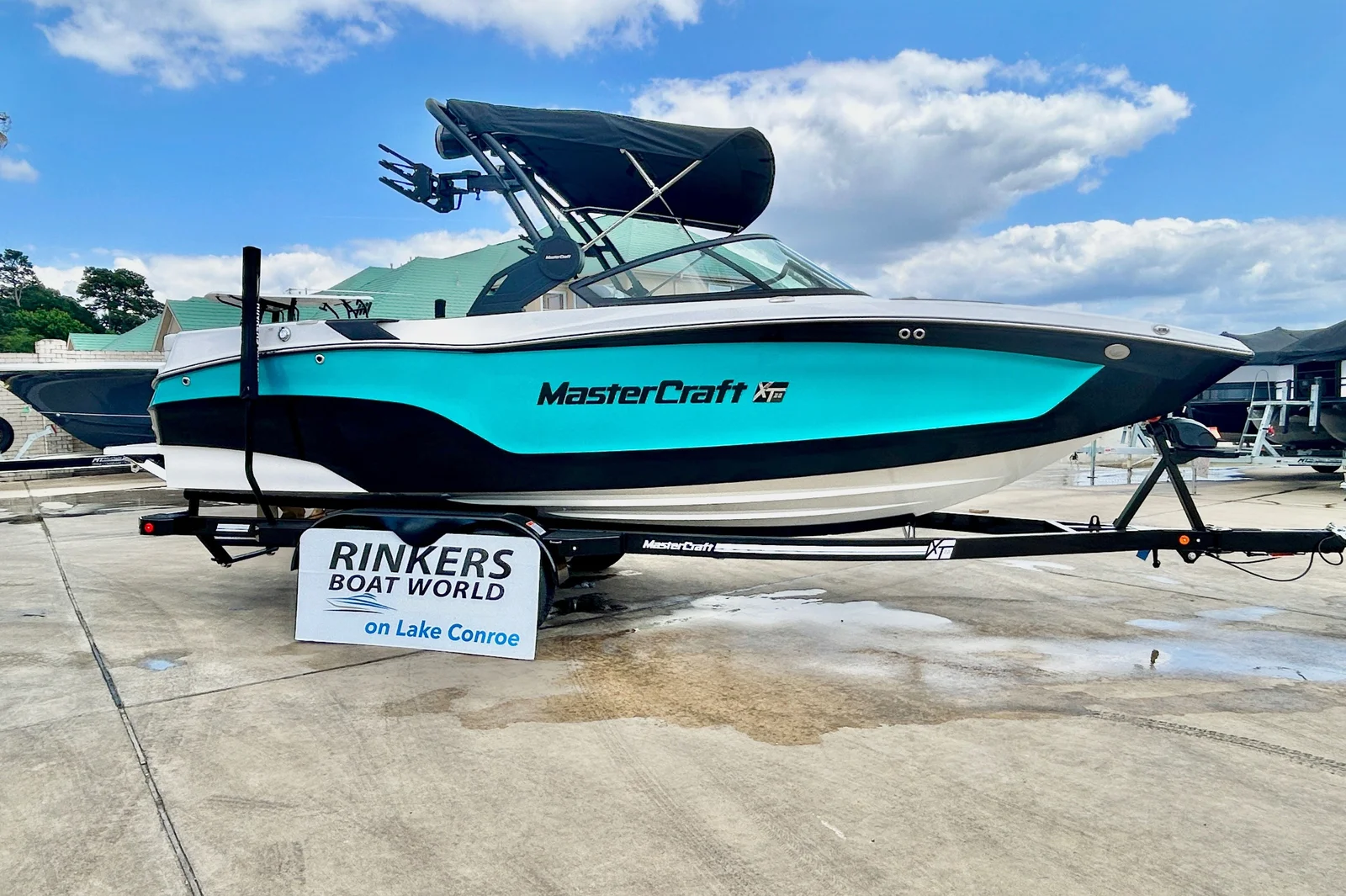 2026 MasterCraft XT22 - 1