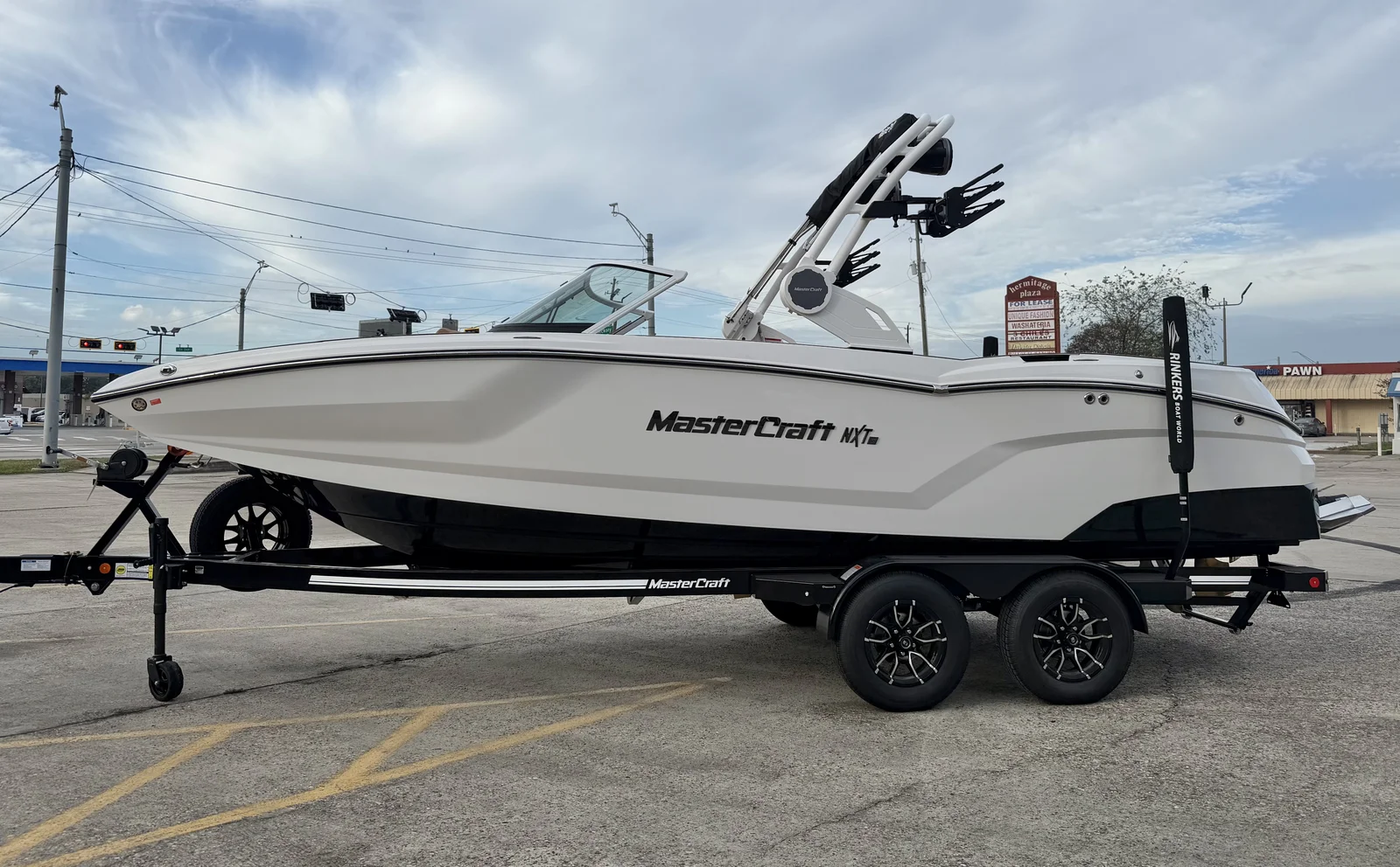 2027 MasterCraft NXT22 - 2