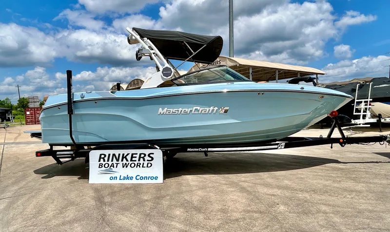 2026 MasterCraft XT23