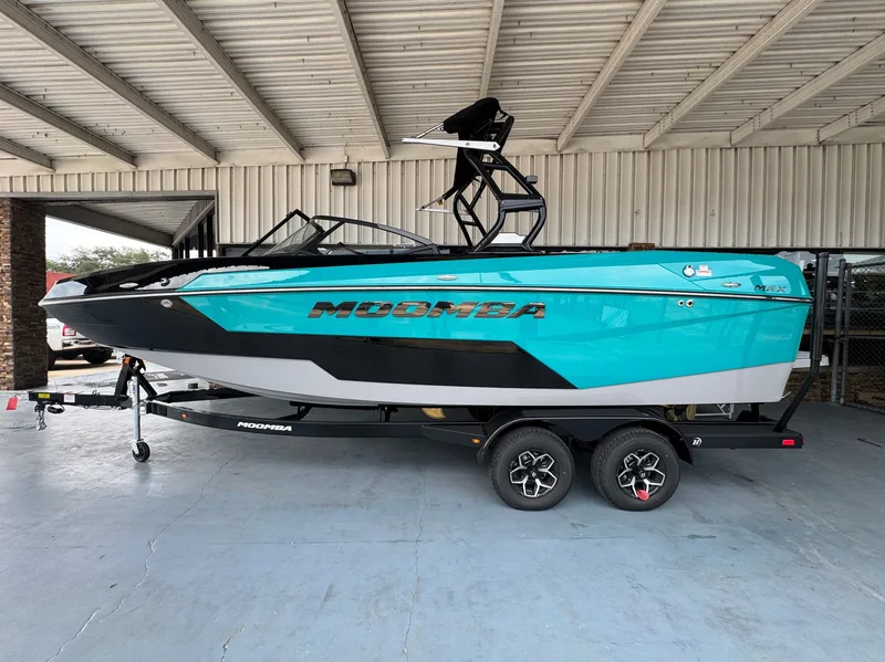 2026 Moomba Max
