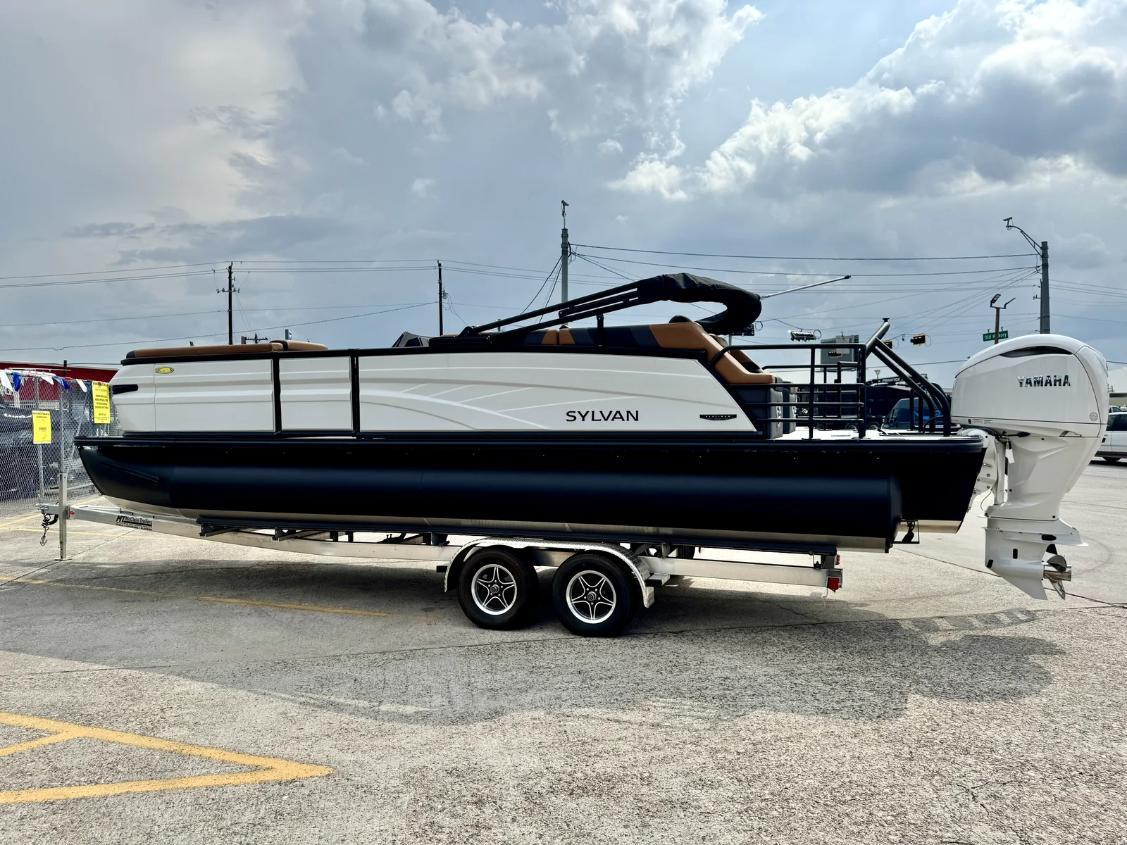 2027 Sylvan L5 SLZ - 2