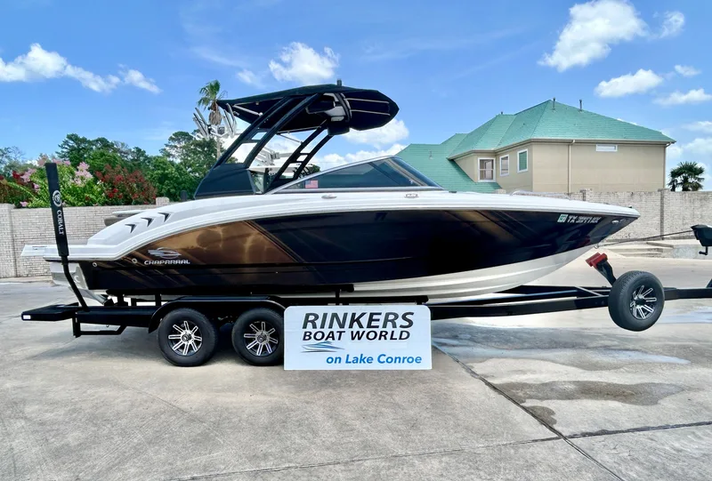 2021 Chaparral 23 Surf