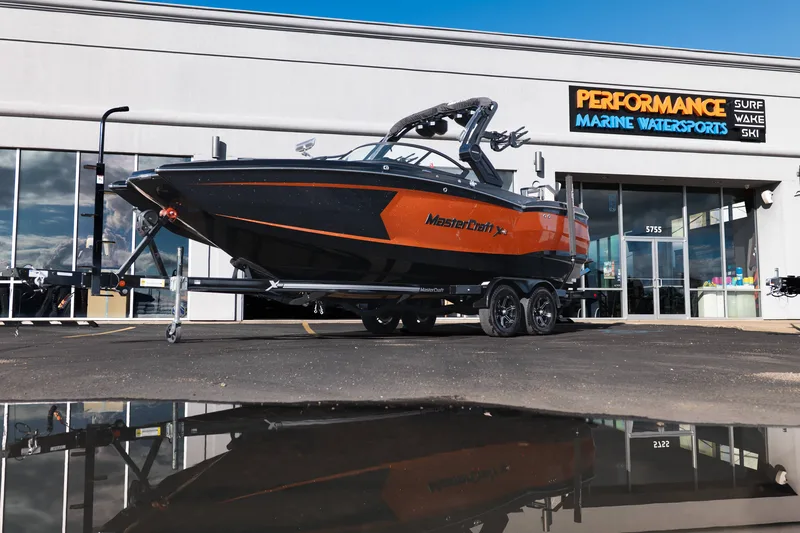 2022 MasterCraft XSTAR TYPE-S