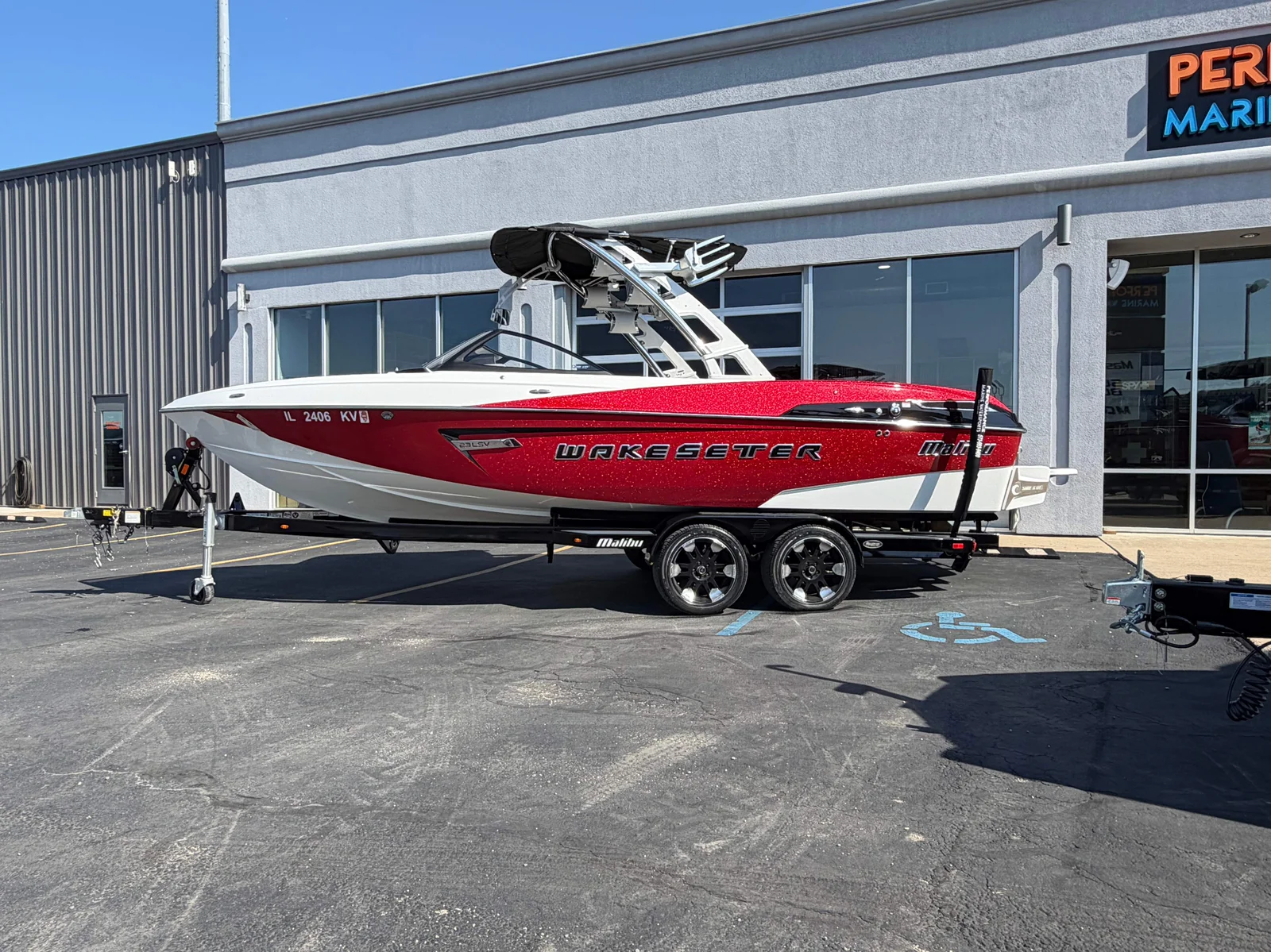2014 Malibu 23 LSV WAKESETTER - 2