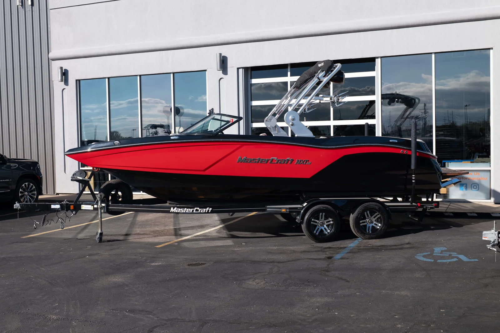 2018 MasterCraft NXT22 - 3
