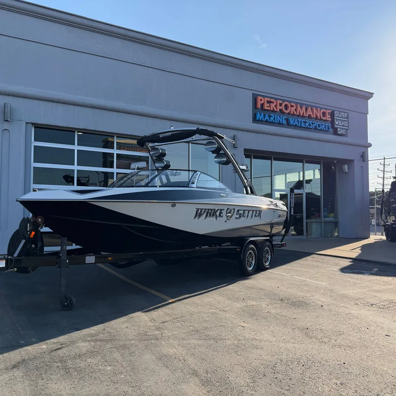 2013 Malibu WAKESETTER 23 LSV