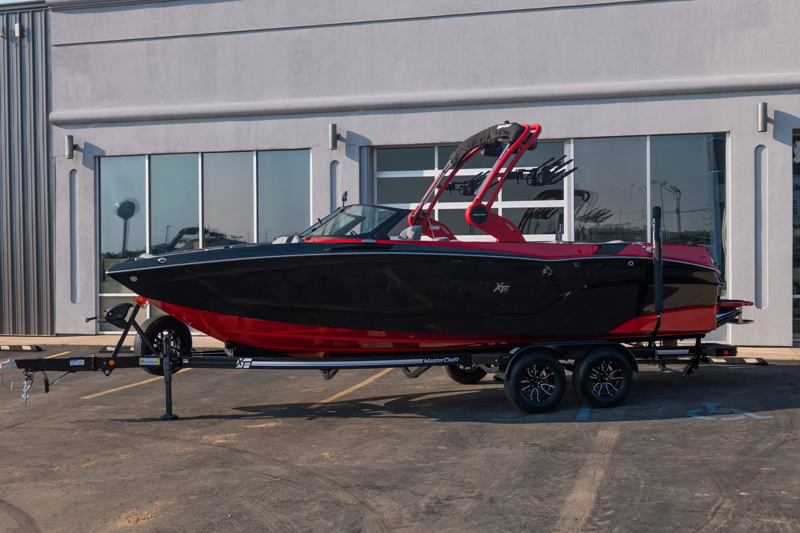 2027 MasterCraft XT24 - 2