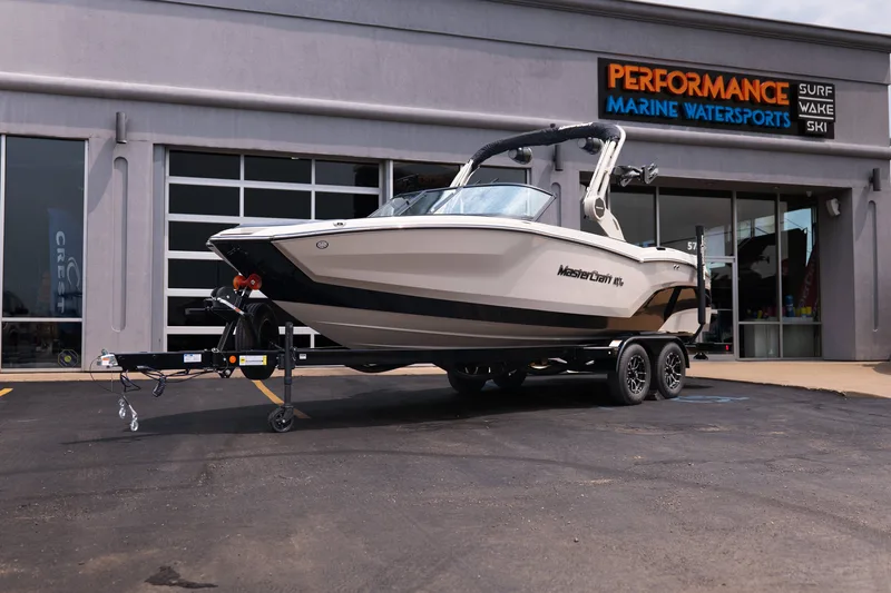 2027 MasterCraft NXT23