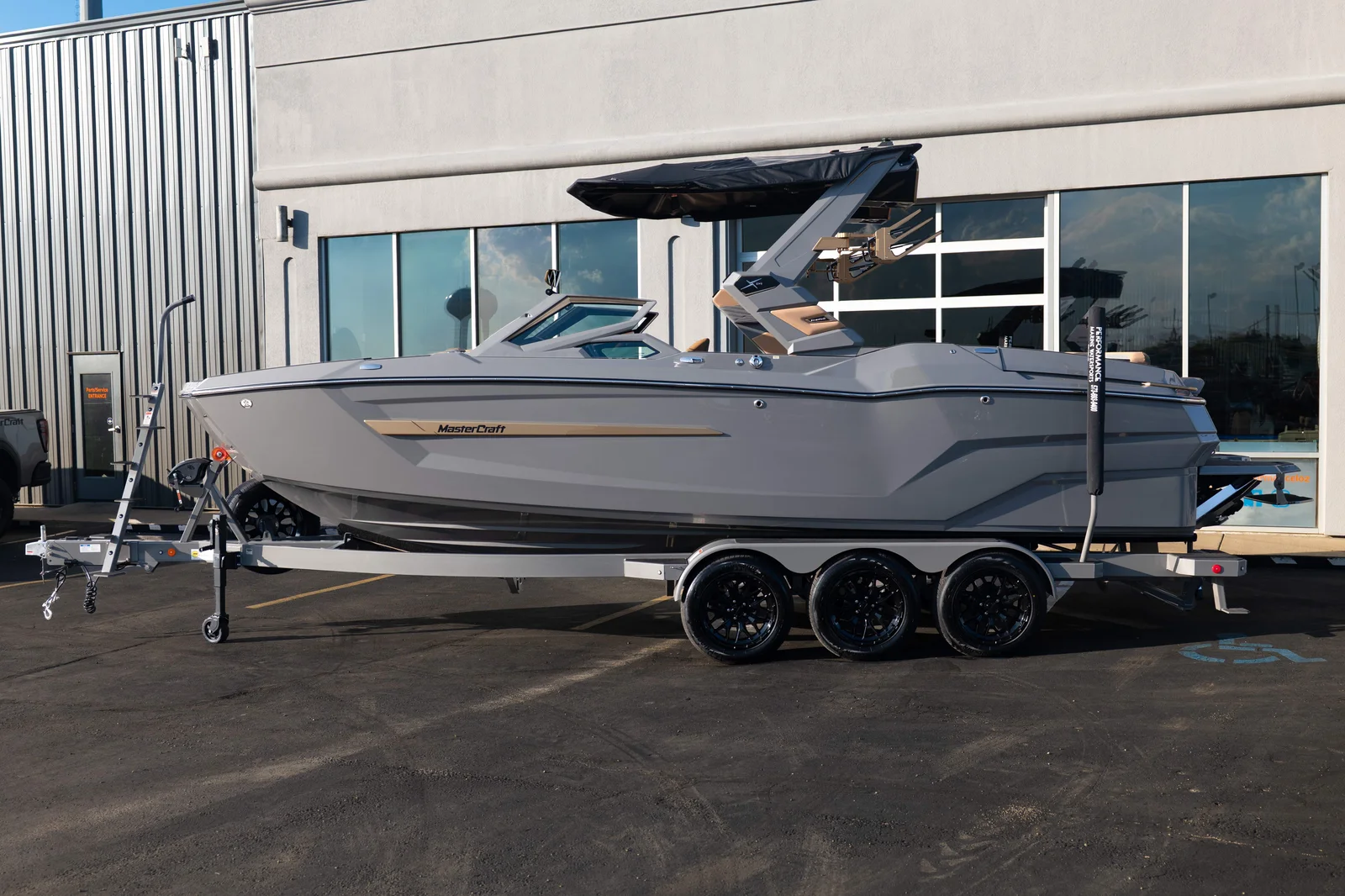 2027 MasterCraft X24 - 2