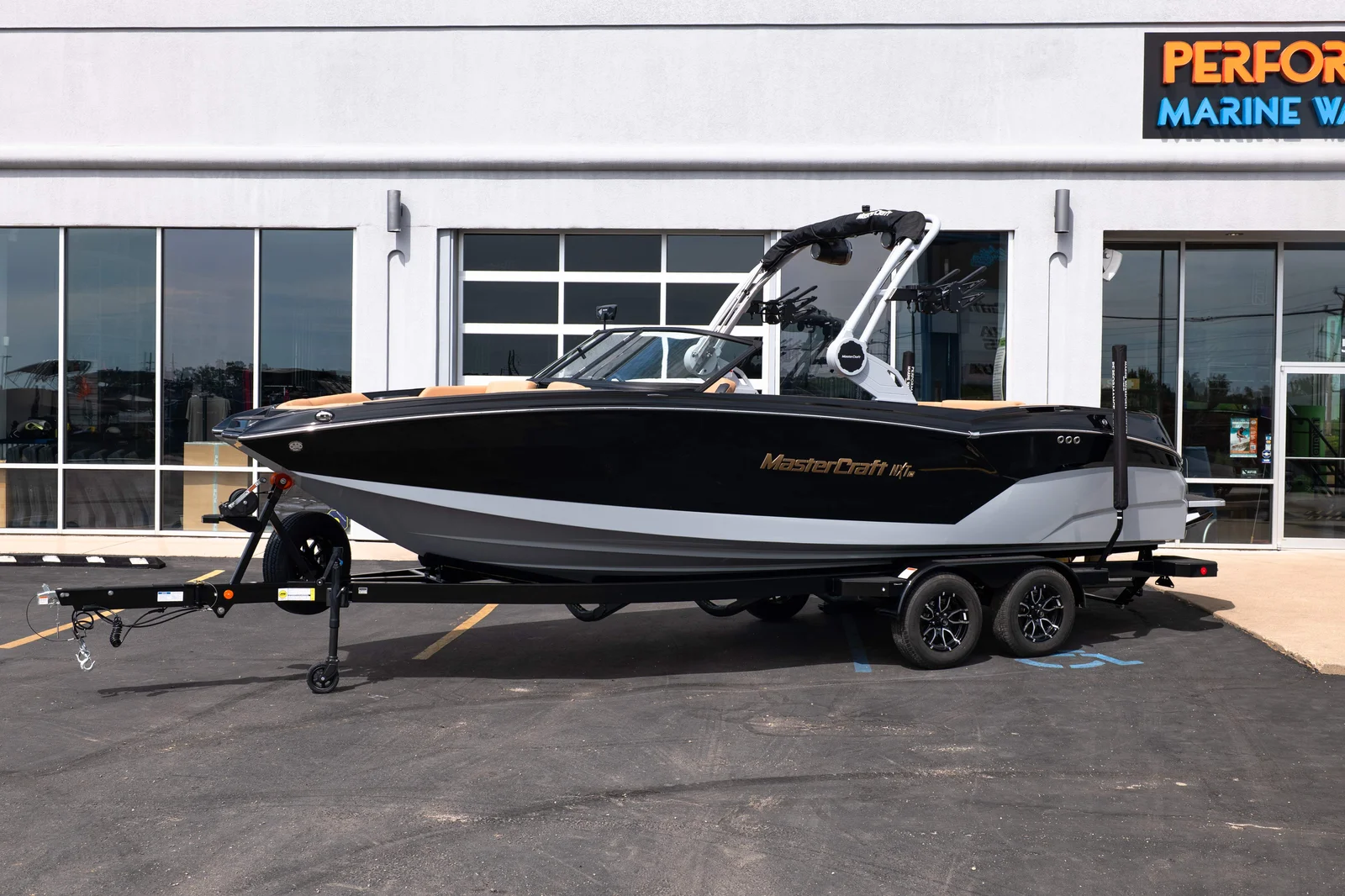 2027 MasterCraft NXT24 - 2