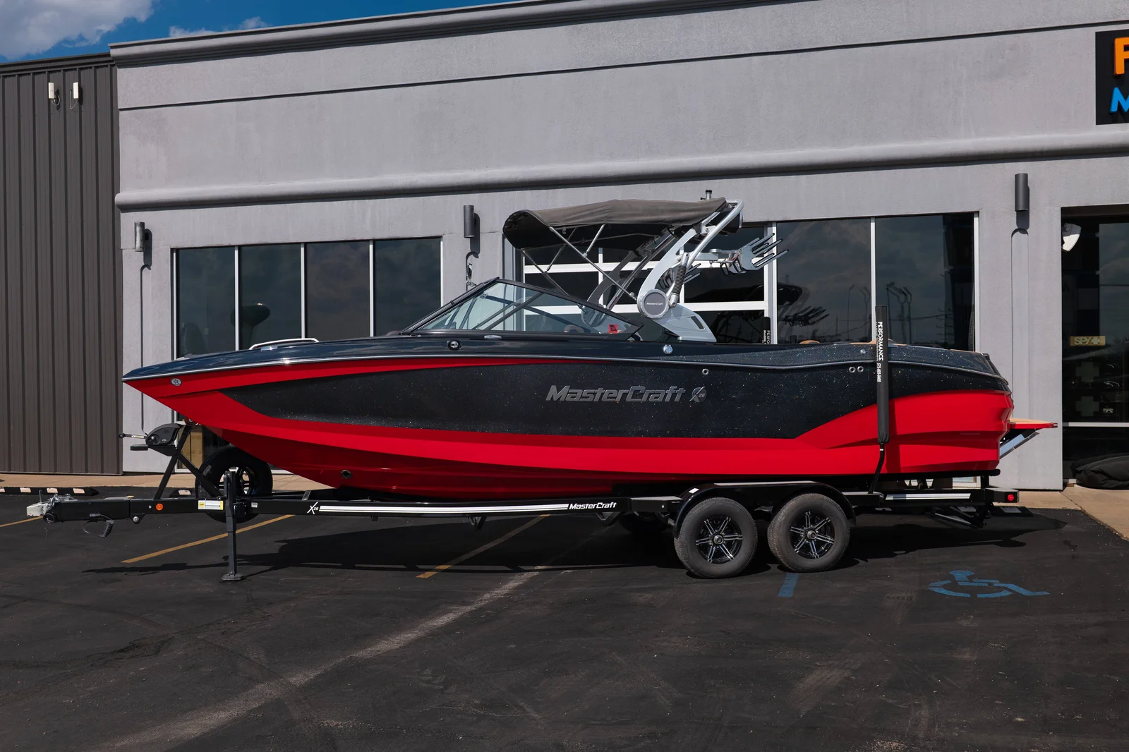 2021 MasterCraft X26 - 2