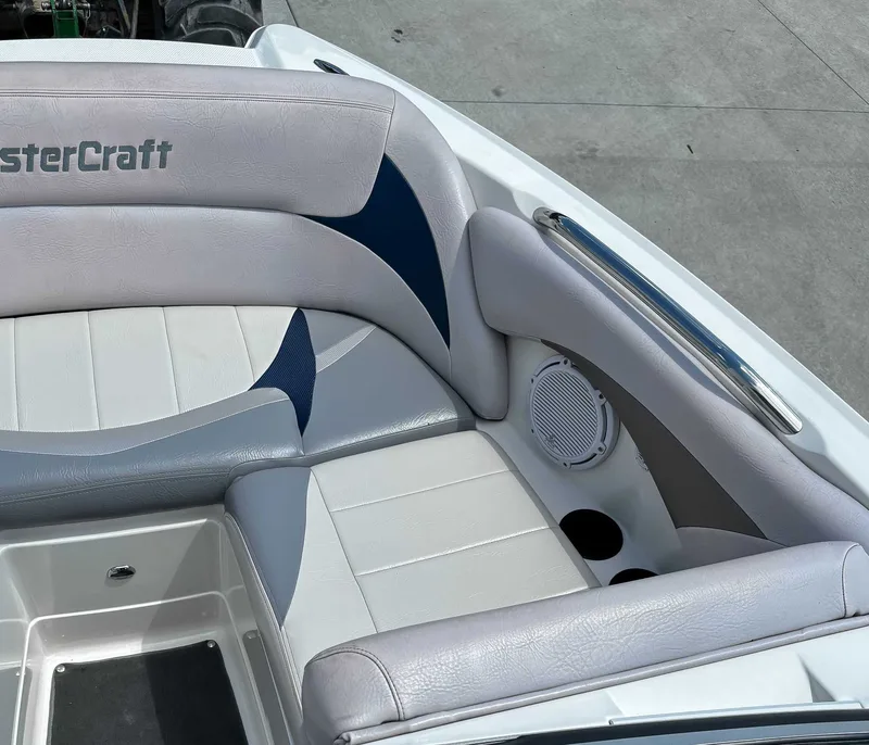 2006 MasterCraft X2, photo 11 of 18