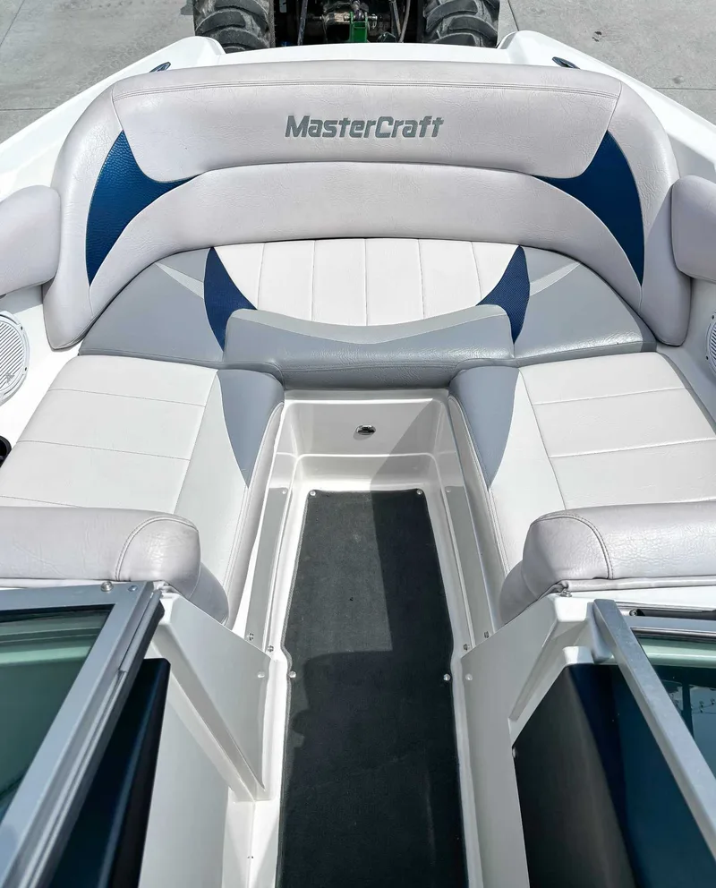 2006 MasterCraft X2, photo 9 of 18