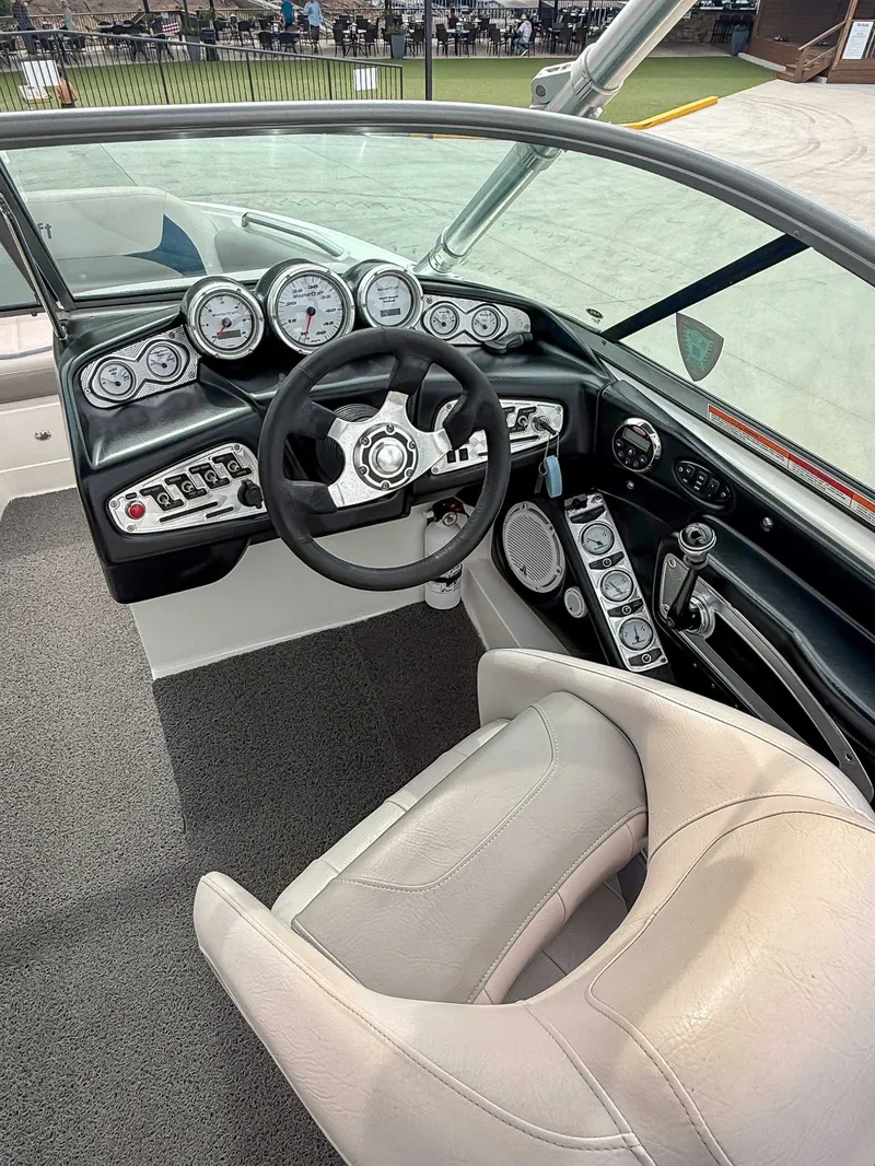 2007 MasterCraft X2, photo 17 of 23