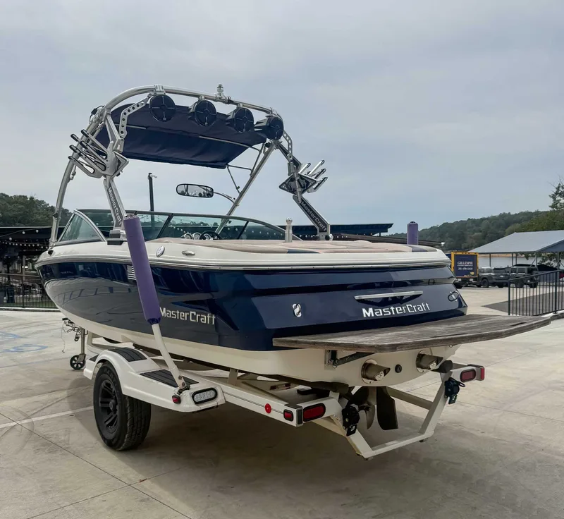 2007 MasterCraft X2, photo 6 of 23