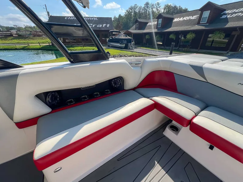 2015 Moomba Mojo, photo 17 of 21