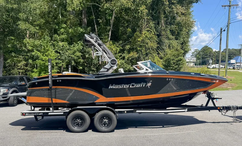 2017 MasterCraft X23