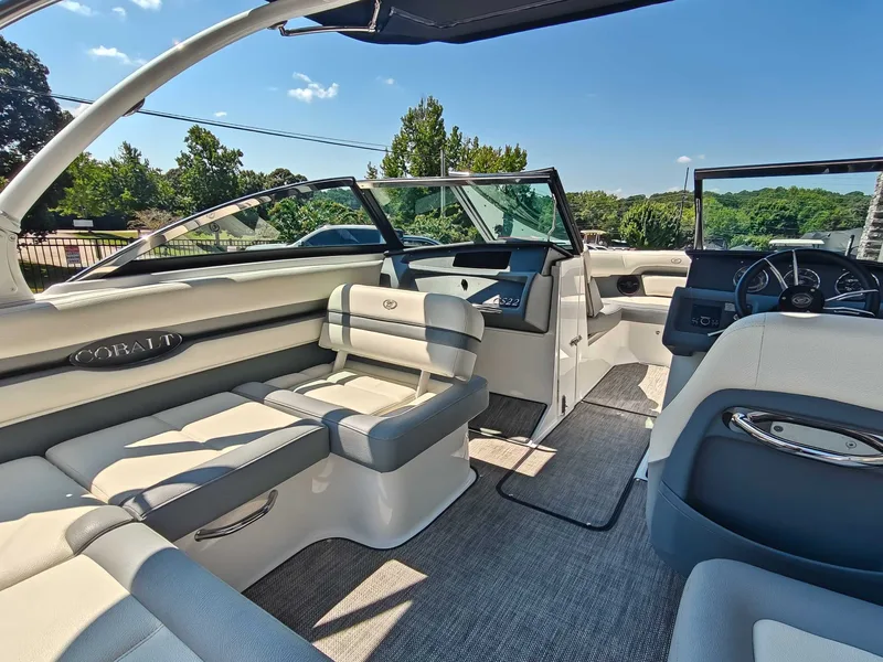 2018 Cobalt CS22, photo 12 of 16