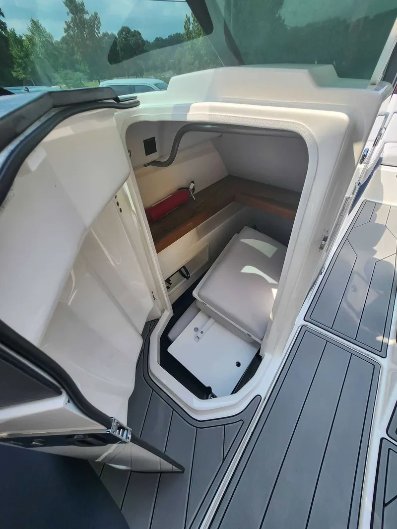 2018 MasterCraft X26, photo 13 of 18