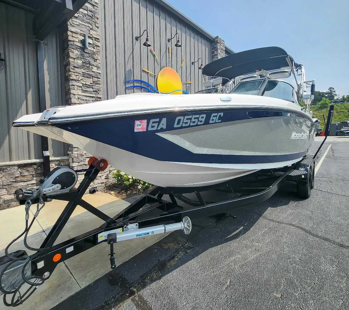 2018 MasterCraft X26 - 3