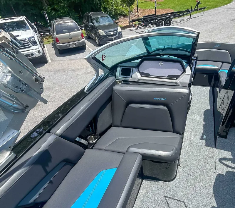 2018 MasterCraft XSTAR, photo 15 of 20
