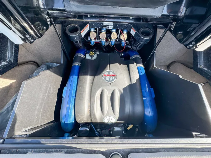 2019 MasterCraft X24, photo 19 of 20