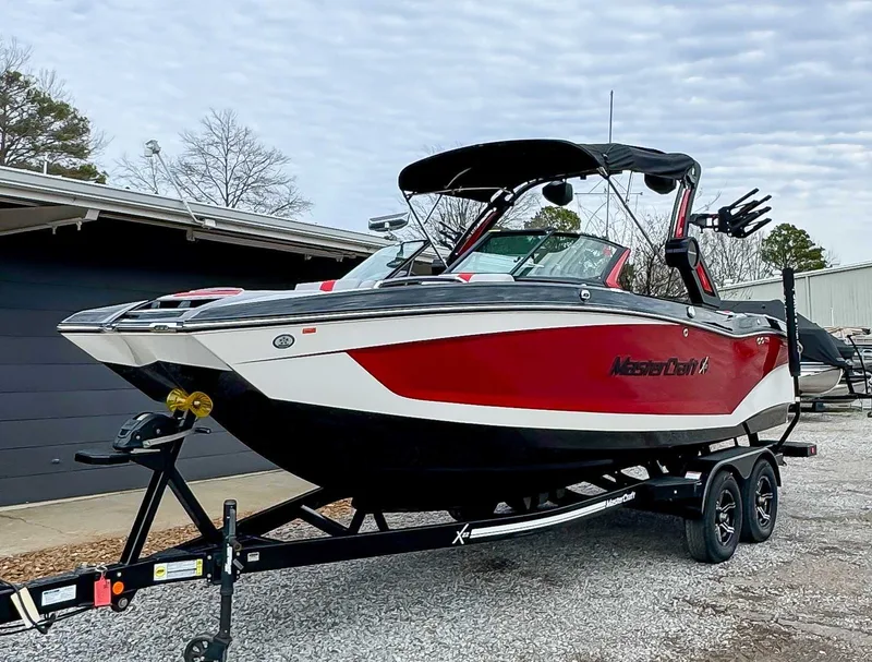 2022 MasterCraft X22, photo 5 of 26