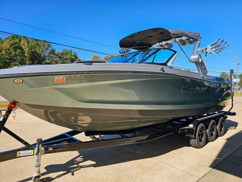 2023 MasterCraft X26, photo 5 of 19