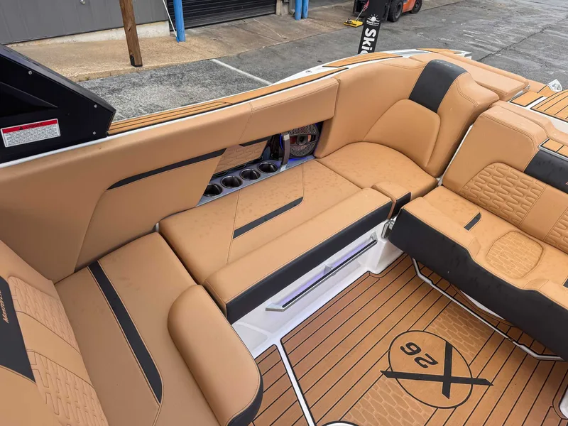 2024 MasterCraft X26, photo 19 of 24