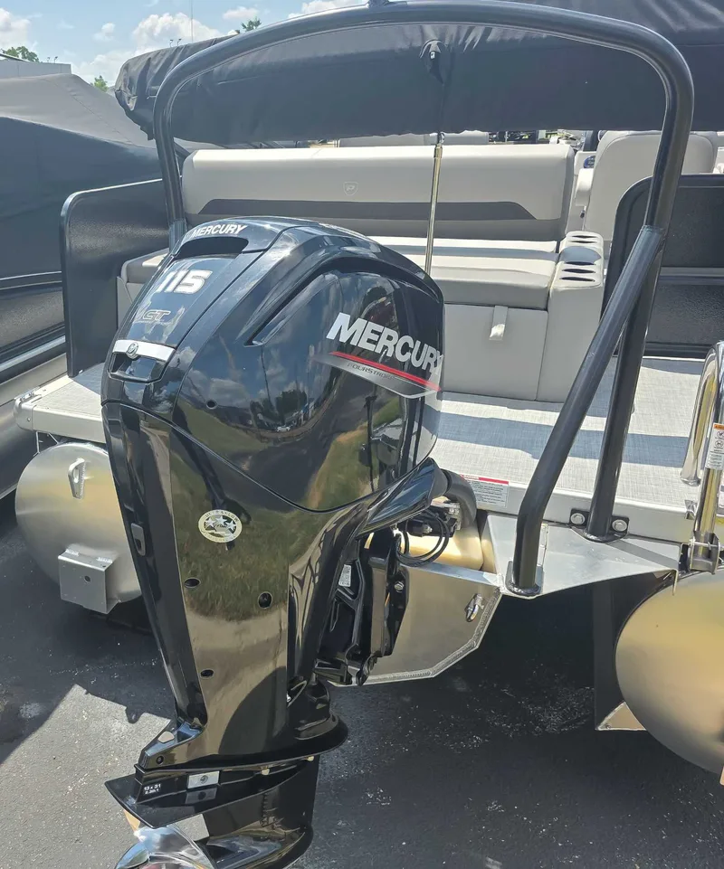 2025 Premier 220 Sunscape RL, photo 7 of 22