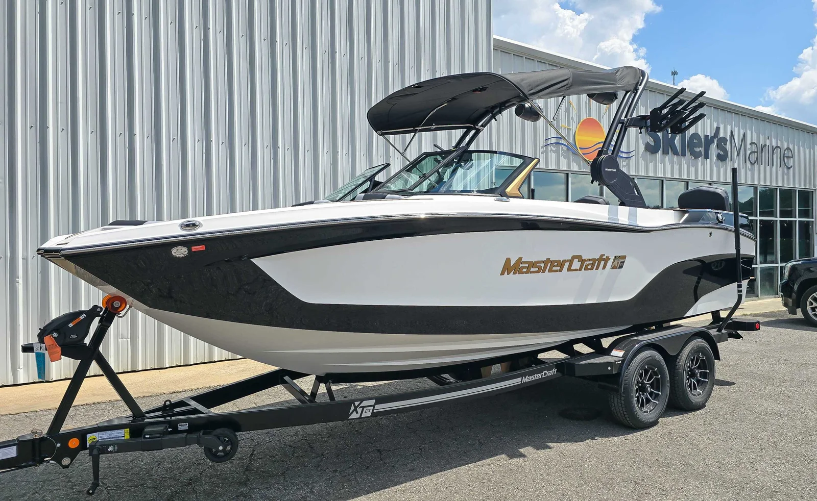 2026 MasterCraft XT22 - 3