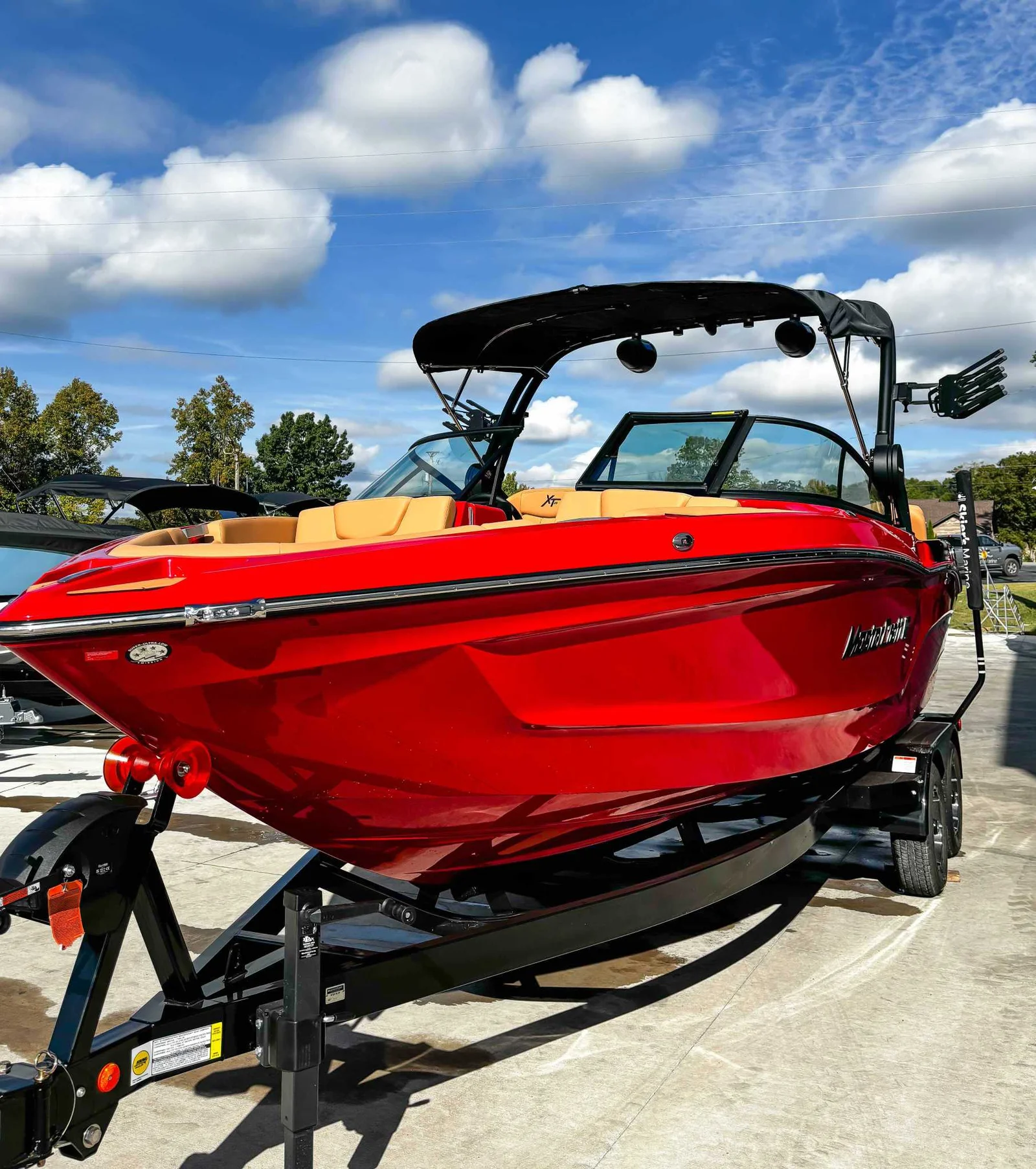 2027 Mastercraft XT23 - 2