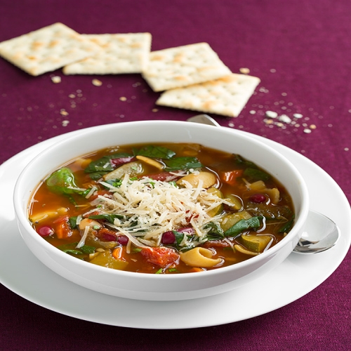 Olive Garden Copycat Minestrone Soup {Slow Cooker}