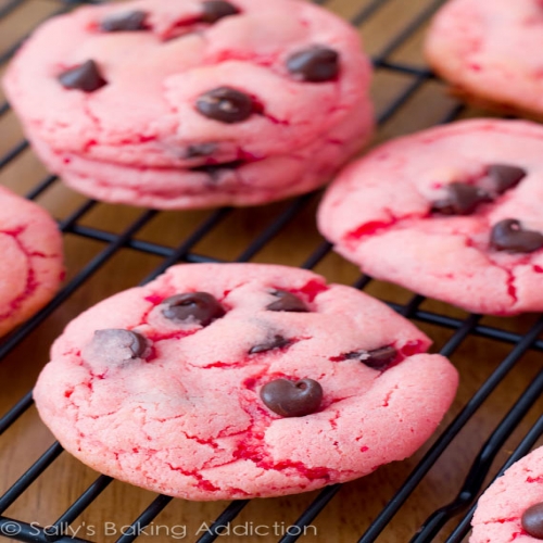 Strawberry Chocolate Chips Chip Cookies