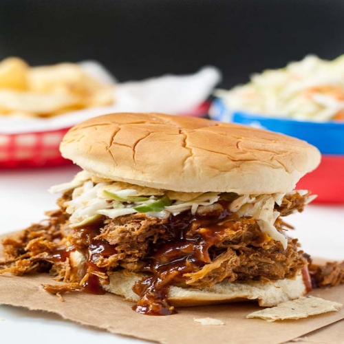 Easy Slow Cooker Sweet and Spicy Pulled Pork