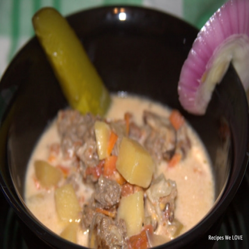 Bacon Cheeseburger Soup Slow Cooker Style