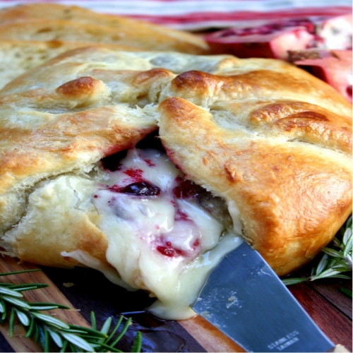 Sweet And Savory Baked Brie 