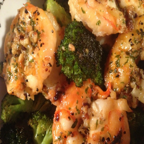 Oven Baked Shrimp Scampi Over Roasted Broccoli