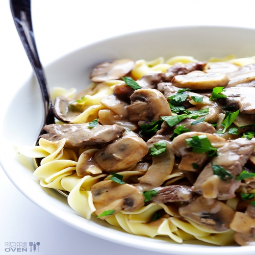 30-Minute Easy Beef Stroganoff Recipe