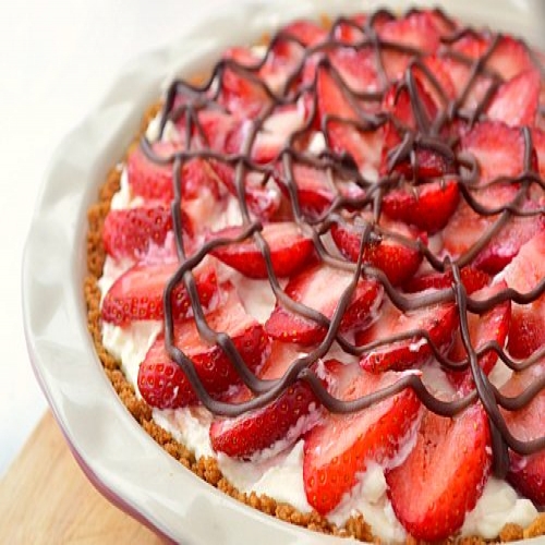 Strawberries And Cream Pie