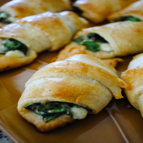 Cheesy Spinach Crescent Rolls.