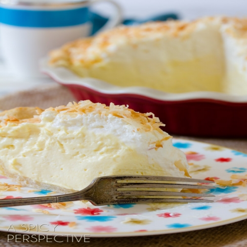 Coconut Vanilla Pudding Cream Pie