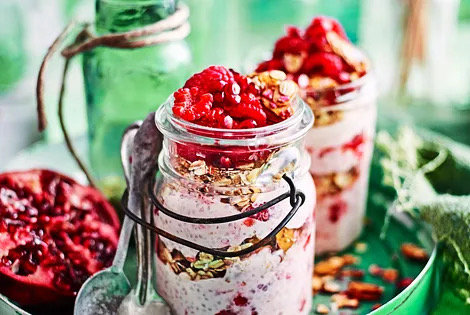 Chiajoghurt mit Granola-Fun