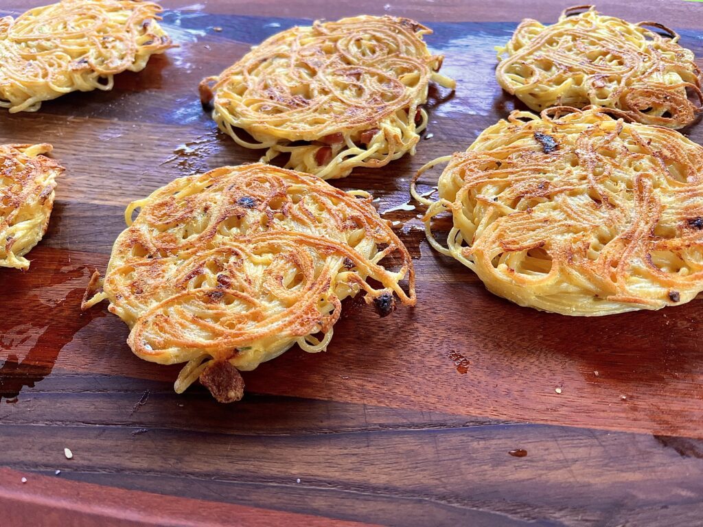 Nudel-Käse-Puffer